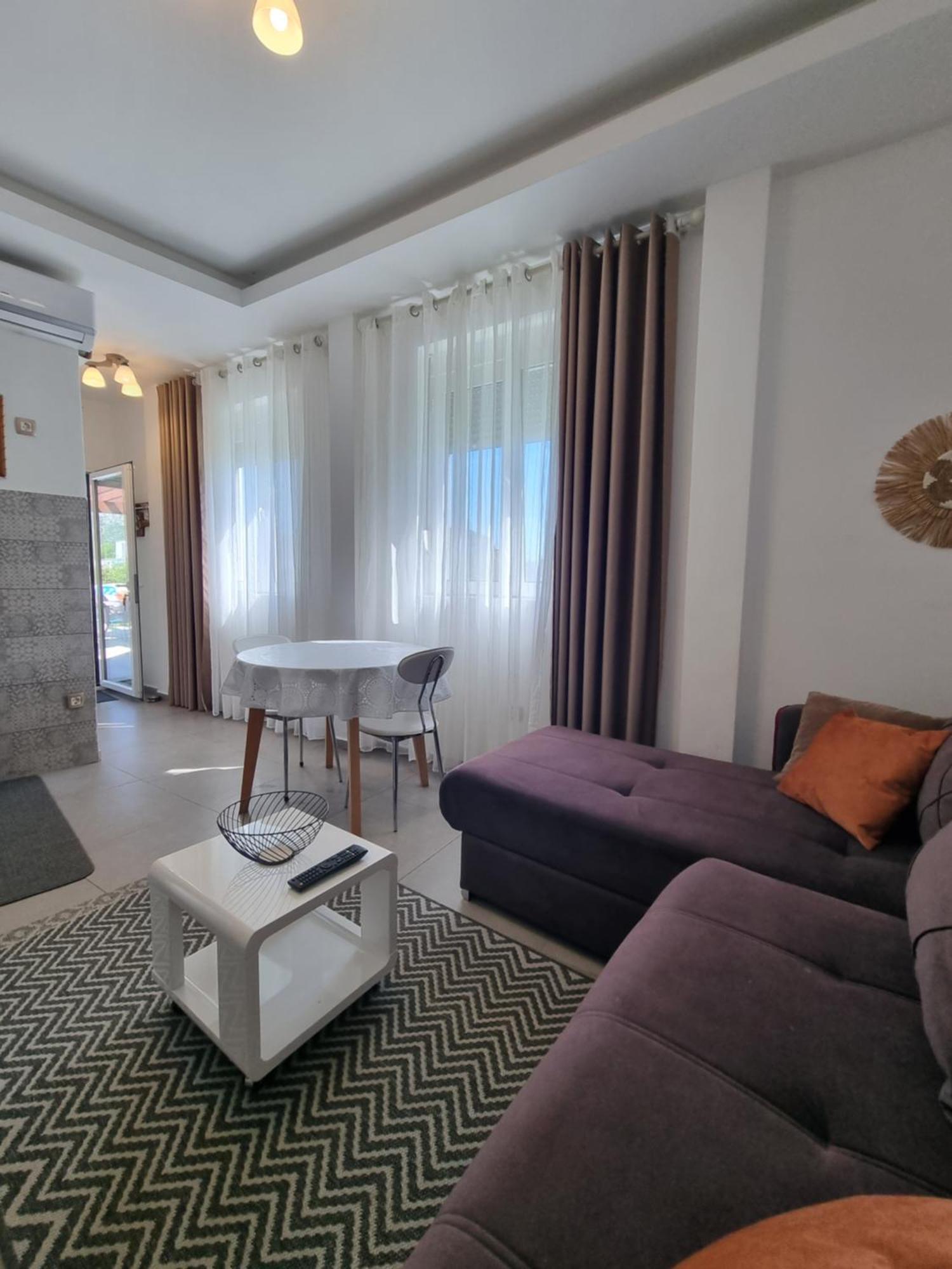 Apartments Villa Marija Petrovac na moru Exterior foto