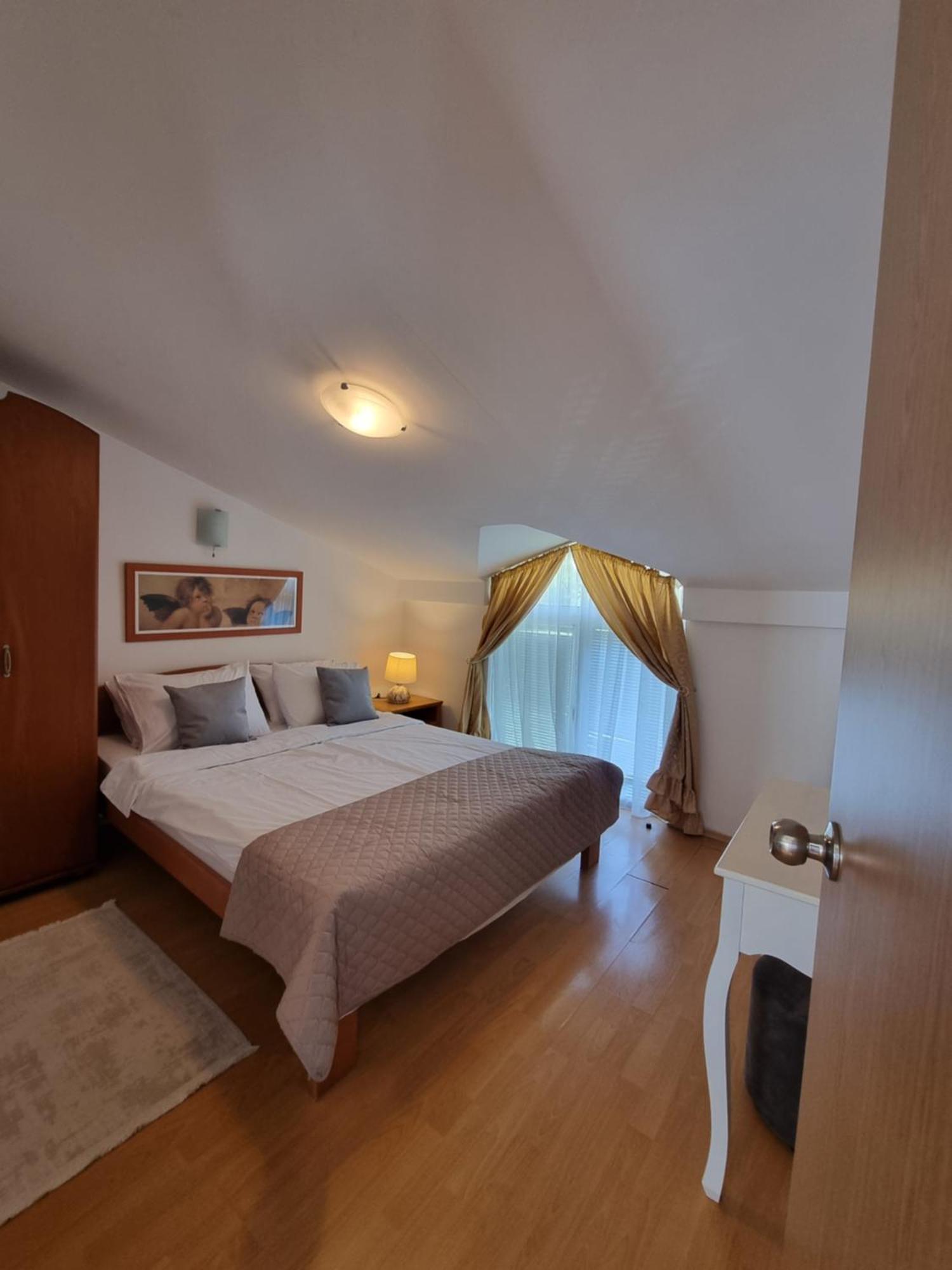 Apartments Villa Marija Petrovac na moru Exterior foto